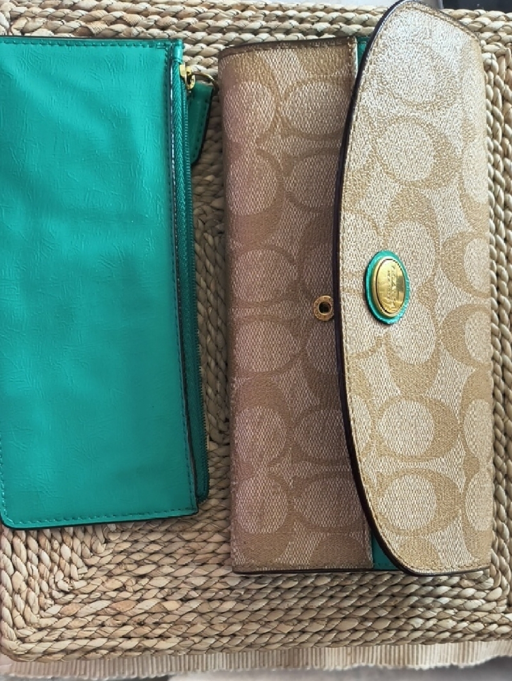 Coach Khaki Signature Canvas Continental Wallet with Green Accent - Picture 6 of 7
